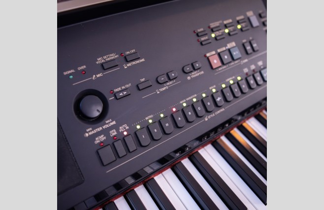 Yamaha CVP305 Satin Mahogany Digital Piano, Used - Complete Package (SN:GBRCLK01017) - Image 9